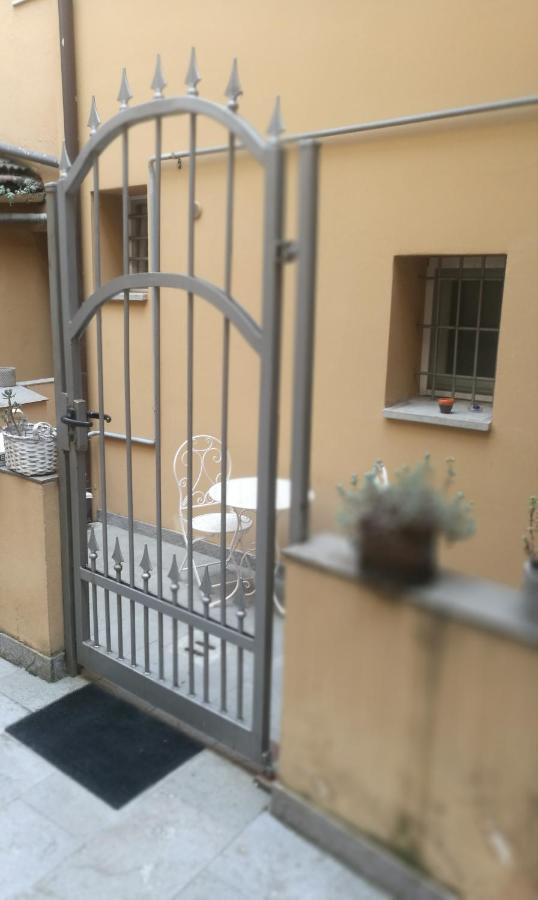 Casina Centotrecento-Romantic & Quite Apartment- Bologne Extérieur photo