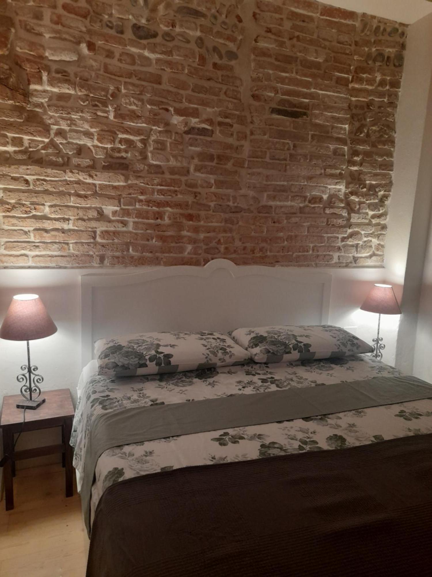 Casina Centotrecento-Romantic & Quite Apartment- Bologne Extérieur photo